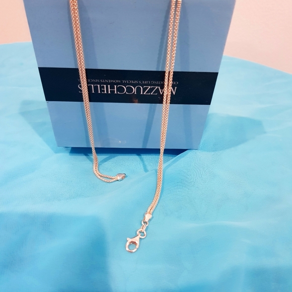 Sterling Silver Knot chain necklace - Picture 4 of 5